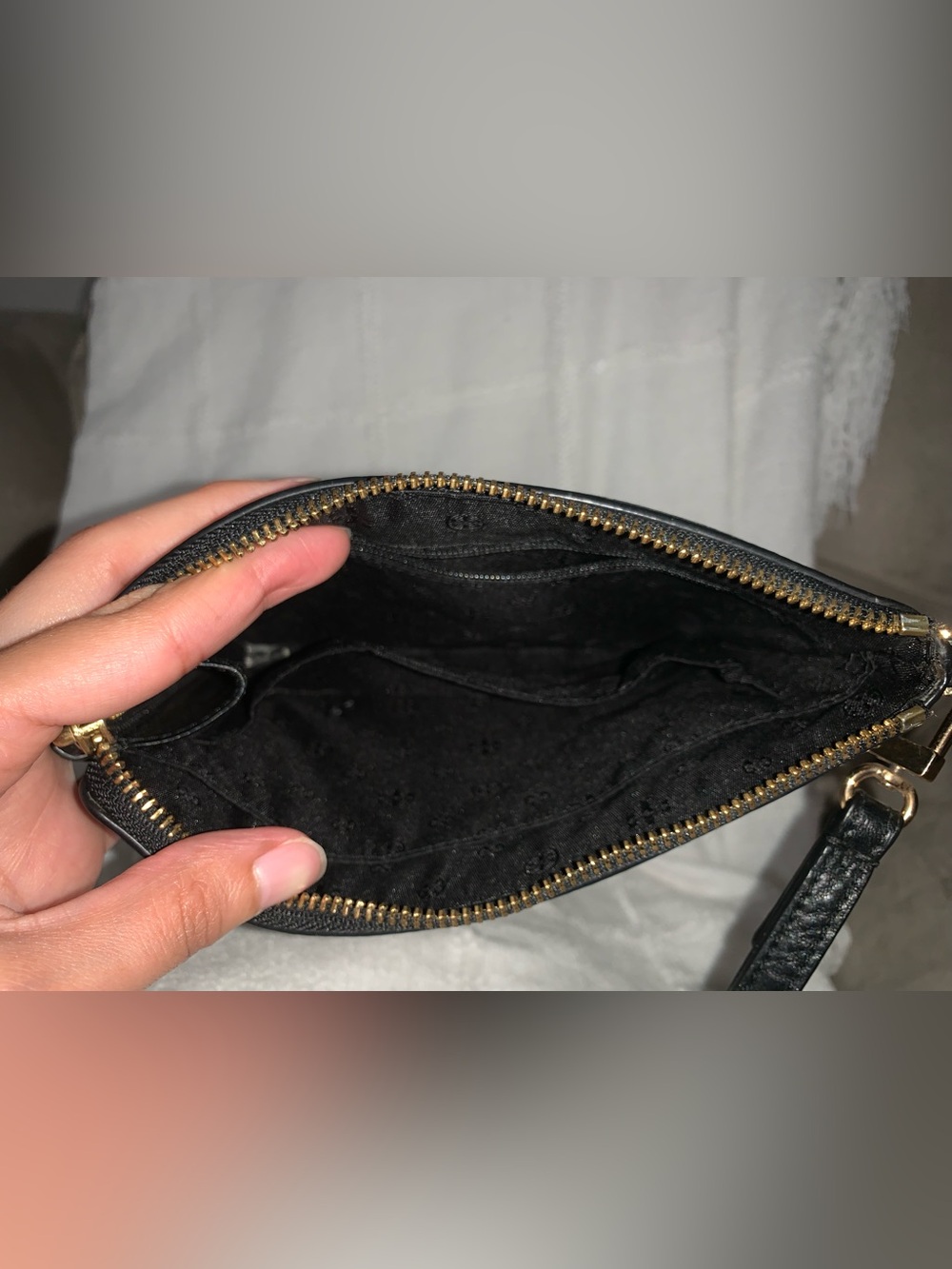 Tory Burch Black Pebbled Leather Wristlet with Gold Logo Accent - Picture 6 of 7